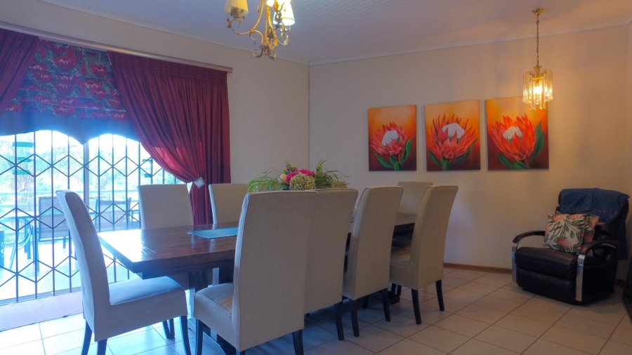 4 Bedroom Property for Sale in Safari Gardens North West
